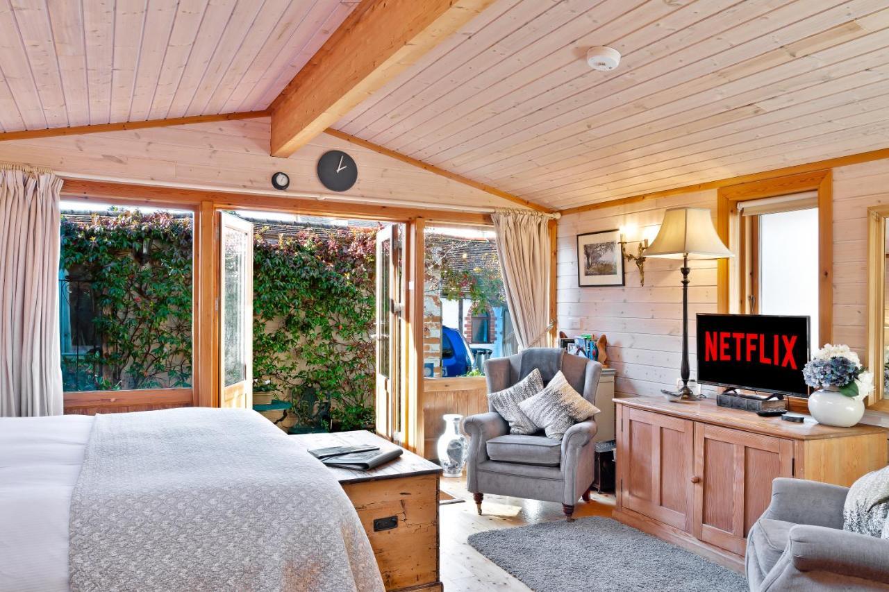 The Lodge - Luxury Lodge With Super King Size Bed, Kitchen & Shower Room Hurstpierpoint Exteriér fotografie