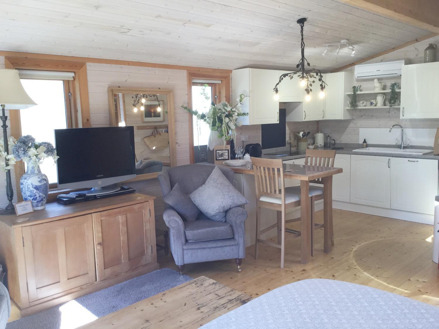 The Lodge - Luxury Lodge With Super King Size Bed, Kitchen & Shower Room Hurstpierpoint Exteriér fotografie